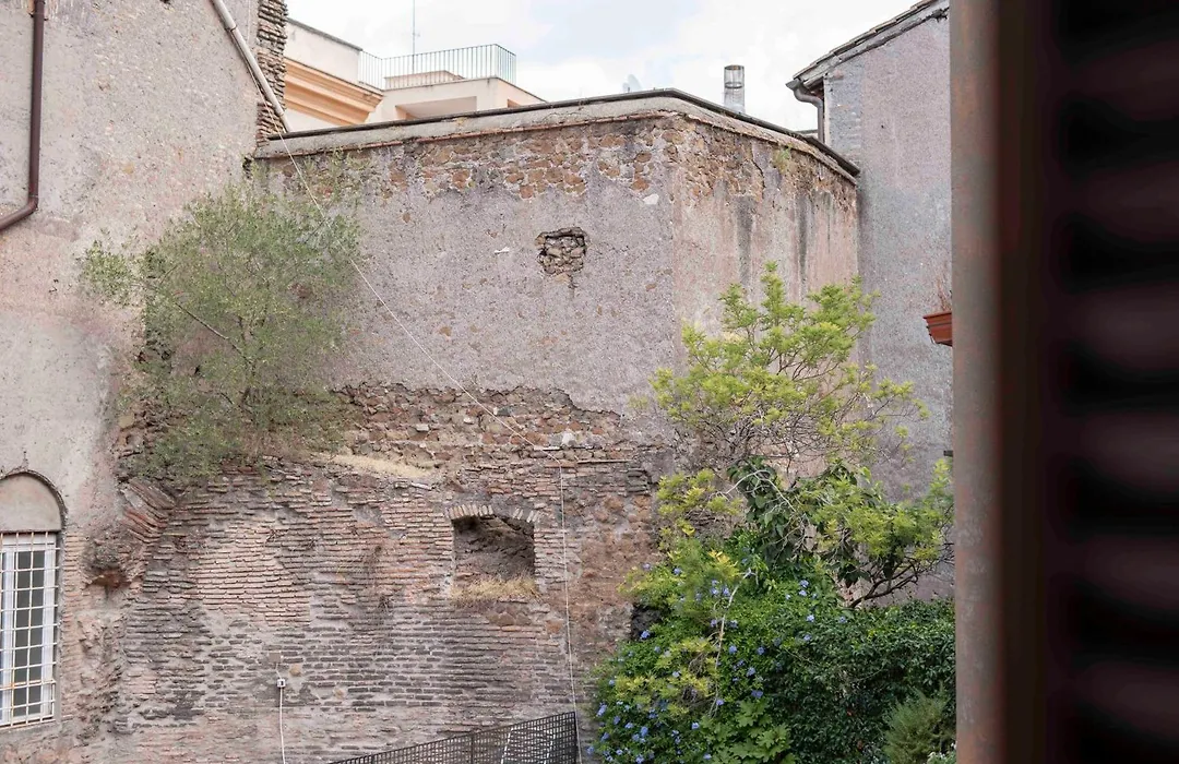 Ciambella Arch Apartment For 6 People @Largo Argentina-1
